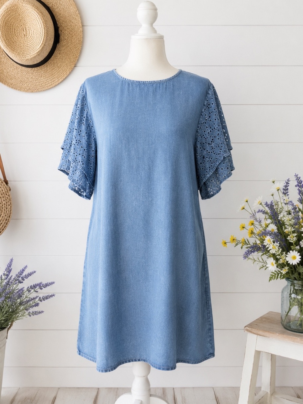 Style Envy Chambray Dress Small NWT Eyelet Ruffle Sleeve Blue Shift Dress